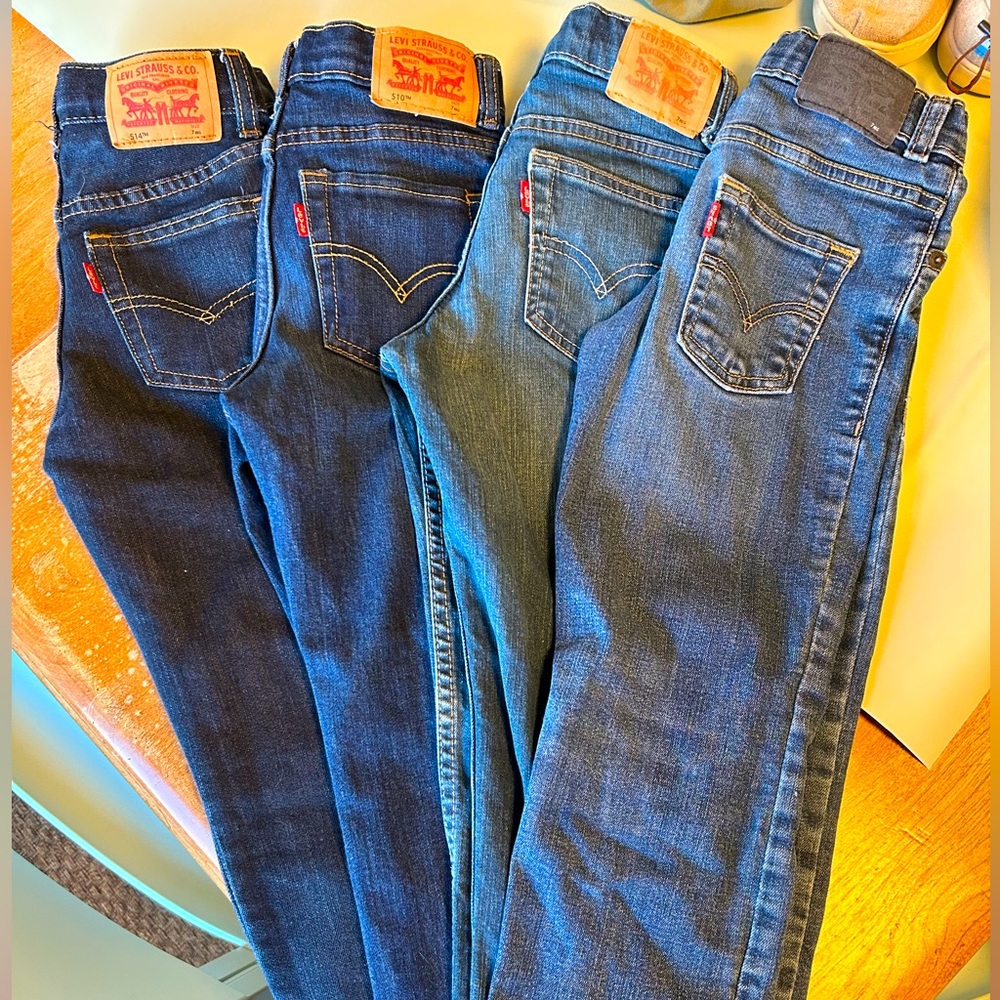 Lot of 4 pairs boys Levi’s jeans